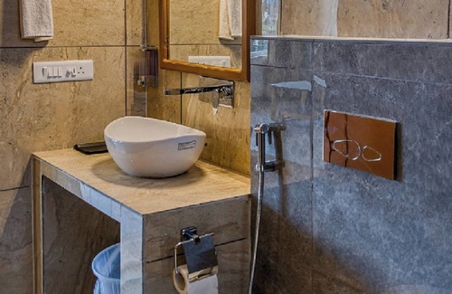 Kanda Range Resort | Amaay The Corbett Jungle resort