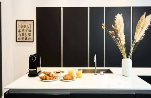 Copenhagen K Apartment | Amalienborg Retreat – Stylish 2BR Apartment