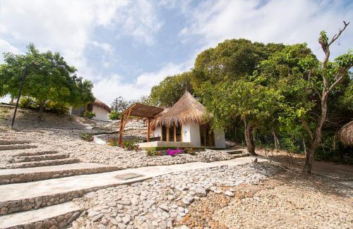 Tierra Bomba Island Hotel | AMALIFE Beach Club & Hotel