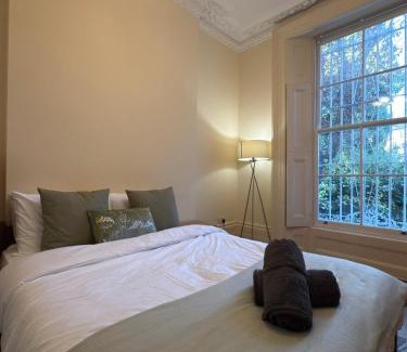 Kilburn Apartment | Amanah Properties - London 2 bed Iconic Abbey Road Zone 2