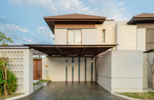 Kediri Villa | Amanara Villa by Premier Hospiality Asia