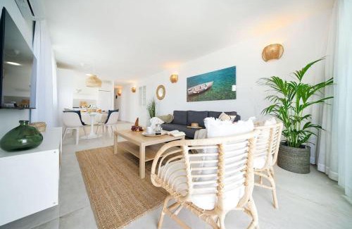 San Agustin Apartment | Amapola Blue Sea - recién reformado, frente al mar