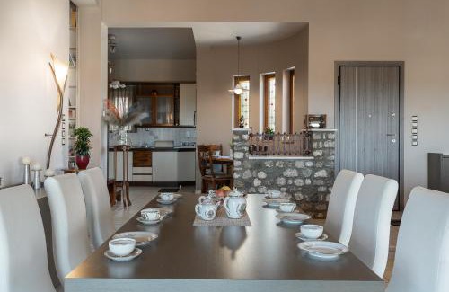 Aigialeia House | Amara Haven