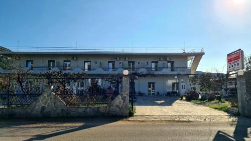 Marantochori Apartment | Amarandos Studios - Rooms & Apartments