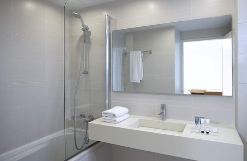 Vouliagmeni Hotel | Amarilia Hotel