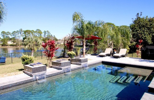 Deltona Lakes House | Amarillo lakefront paradise