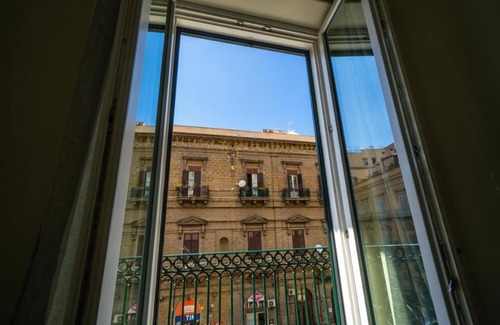Borgo Vecchio House | Amaris palermo