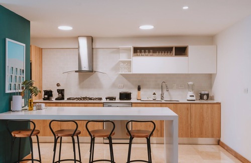 Laureles Apartment | Amazing 1,162ft Apt. 24/7 Front Desk- Alori 403