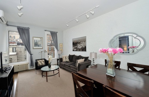 Upper West Side Apartment | Amazing 1BR in Upper West Side!