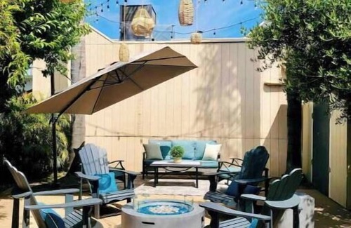 Napa Cottage | Amazing 2 Bedroom/2 Bath Cottage in the heart of Downtown Napa