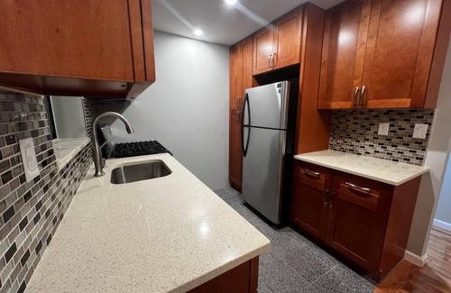 Flatlands Apartment | AMAZING 2 BEDROOM APARTMENT NEAR MAJOR VENUES IN BROOKLYN NEW YORK!