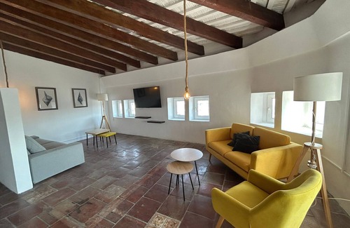 Poblats Maritims Apartment | Amazing 2 bedroom Atic - C5