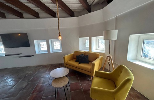 Poblats Maritims Apartment | Amazing 2 bedroom Atic - C5