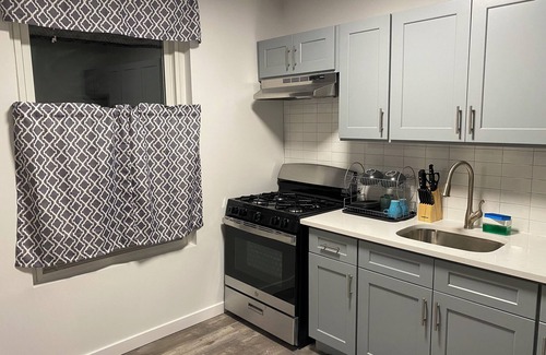 East Flatbush Apartment | Amazing 2BR Apt in the Center of Brooklyn & 30 Minutes From Midtown Manhattan