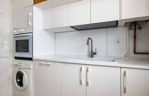 Barrio de La Latina Apartment | Amazing 2BR in La Latina, in the heart of Madrid, by Blueground