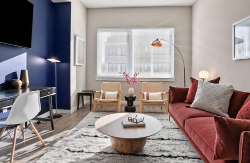 Taylor Run Apartment | ⚜Amazing 3-Bdrm Apt⚜King Beds⚜Free Parking⚜