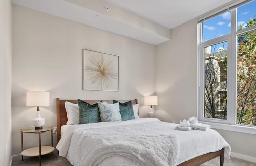 Taylor Run Apartment | ⚜Amazing 3-Bdrm Apt⚜King Beds⚜Free Parking⚜