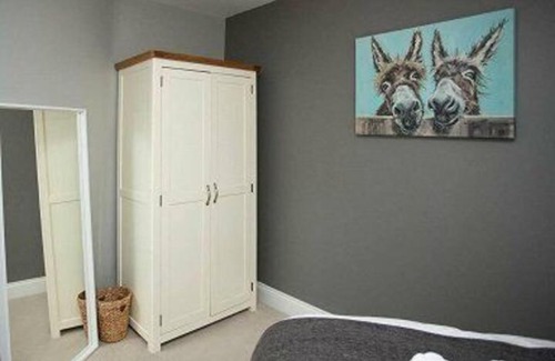 Belfast Central District House | AMAZING 3 BEDROOM HOME, PRIME BT1 POSTCODE AND CITY CENTRE LOCATION
