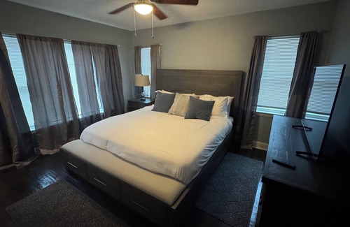 Vollintine-Evergreen House | Amazing 3-bedroom house with AC in Memphis