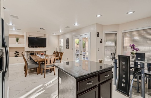 Silverado Ranch House | Amazing 3 Bedroom Vacation Home W/Outside Spa