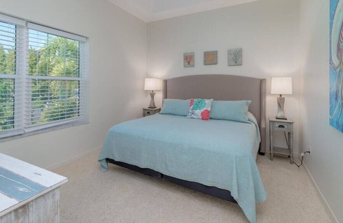 Goodland Condo | Amazing 3BDR 2BTH waterfront townhome in Goodland