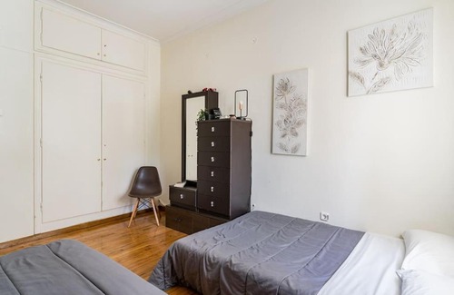 Makrigianni Apartment | Amazing 3BDR Apt with Unique Roof Garden in Plaka