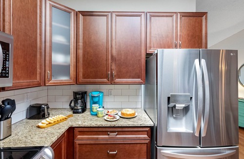 Tarpon Springs House | Amazing 3BR 2BA Pool House – Relax & Unwind!