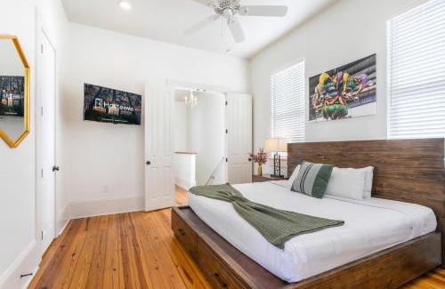 Faubourg Lafayette Apartment | Amazing 3BR Cottage off St Charles with Pool