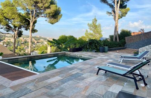 Castelldefels House | Amazing 400m2 house with pool and view
