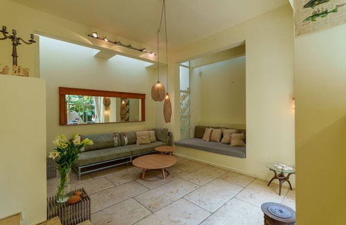Neve Tzedek Apartment | Amazing 4BR close to BEACH at central NEVE TZEDEK