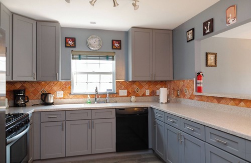 Atlantic City House | AMAZING! 5BR Luxury beach house, steps to Casinos, beach,Boardwalk, Pet Friendly