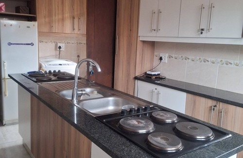 Greater Johannesburg Metropolitan Area House | Amazing 6-bedroom house in Johannesburg