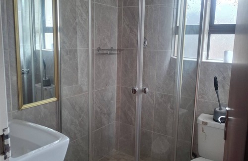 Greater Johannesburg Metropolitan Area House | Amazing 6-bedroom house in Johannesburg