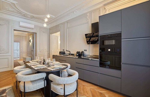 Saint-Germain-des-Pres Apartment | Amazing apartment Saint Germain des Prés with A-C