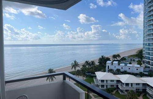 Lauderdale-by-the-Sea Condo | Amazing Beach Front Condo with Ocean Views