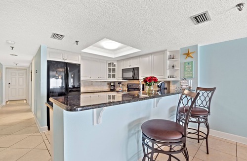 Madeira Beach Condo | Amazing Beach Front w/Gulf & Ocean Views~Las Brisas 506