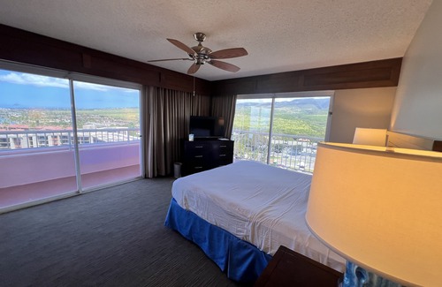 Honokowai Resort | Amazing BeachFront Resort on Famous Kaanapali