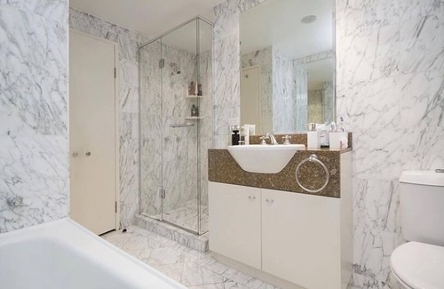Barangaroo Apartment | Amazing central cbd apartment with 25m pool, sauna, hottub and gym