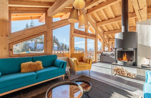 Arc-1800 Ski Chalet | Amazing chalet for 19 people, 400m from ski-lift and 12 min walk from centre