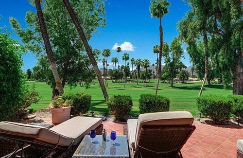Palm Desert Condo | AMAZING CONDO ON GOLF COURSE w/golf privileges on private course w/golf cart!