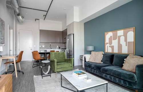 Culver City Apartment | Amazing Culver City 1BR w/Gym & Pool, nr 405, by Blueground