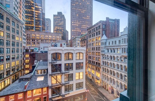 Downtown Boston Apartment | Amazing Downtown 1BR w/Gym & W/D, near Faneuil Hall, by Blueground