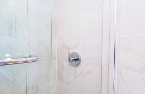 Central Park North Apartment | AMAZING DUPLEX IN CENTRAL HARLEM WITH 2 LARGE BEDROOMS 2 BATHROOMS AND A TERRACE