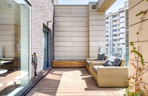 El Viso Apartment | Amazing El Viso 1BR Penthouse with terrace, by Blueground