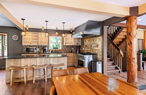 Long Pond House | Amazing Estate in heart of Poconos with Private Heated Pool and Hot Tub