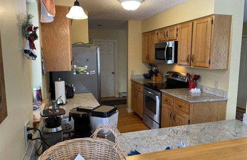 West Hartford House | Amazing family friendly 3+ Bedroom, 3 Full Bath in Quechee