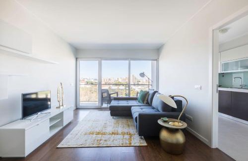 Parque das Nacoes Apartment | Amazing Flat - Pool and Parking