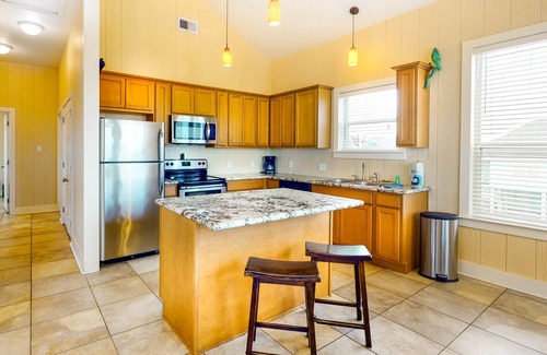Crystal Beach House | Amazing | Gulf Views | Steps to Beach | Family Fun
