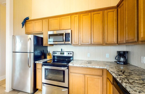 Crystal Beach House | Amazing | Gulf Views | Steps to Beach | Family Fun