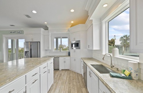 Pensacola Beach House | AMAZING HOLIDAY DEALS! Luxury Gulf View Home with Private Pool!